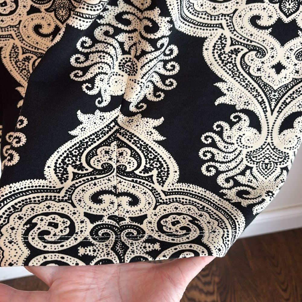 J. McLaughlin Women Elegant Black and Cream Patterned Dress Catalina cloth small - Picture 11 of 11